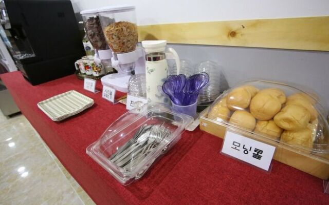 Jeonju Opera 21 Hotel