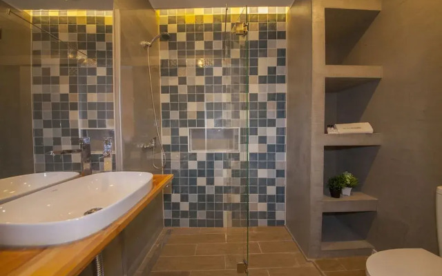 A30 - Tamar Ground- Floor Flat by DreamAlgarve