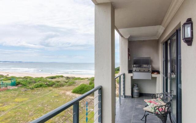17 The Dune Jeffreys Bay