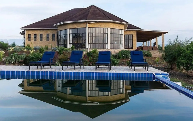 Elephant Plains Lodge