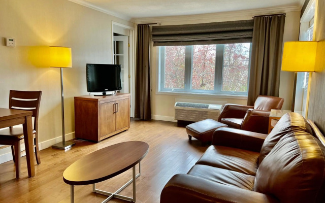 Atlantic Host Hotel, Trademark Collection by Wyndham