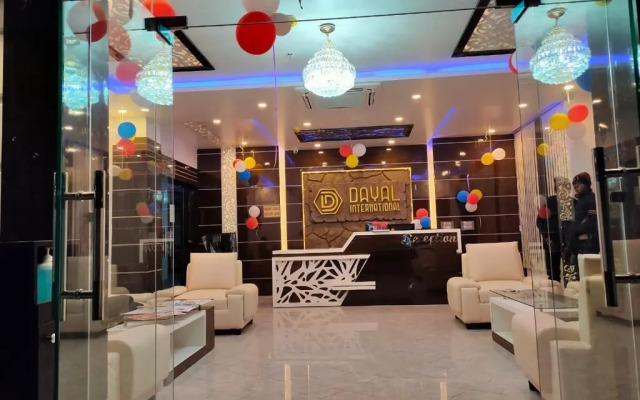 Hotel Dayal International