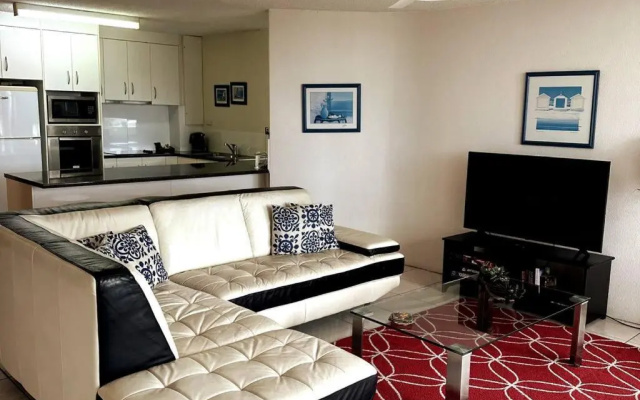 2 Bedroom Private Unit - Alexandria Apartments – Guest Rooms – Alexandra Headland