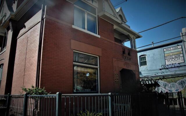 Off Broadway B&B