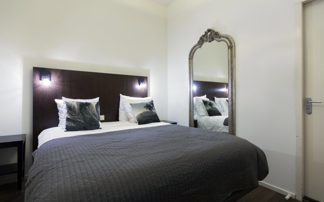 Quentin Amsterdam Hotel