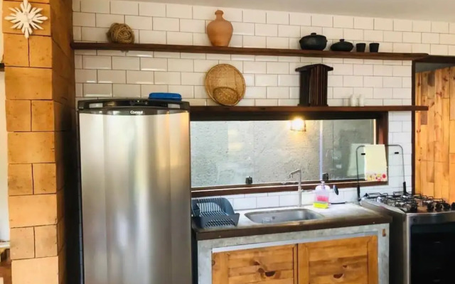 Charmosa Casa a 50m da Praia do Marceneiro