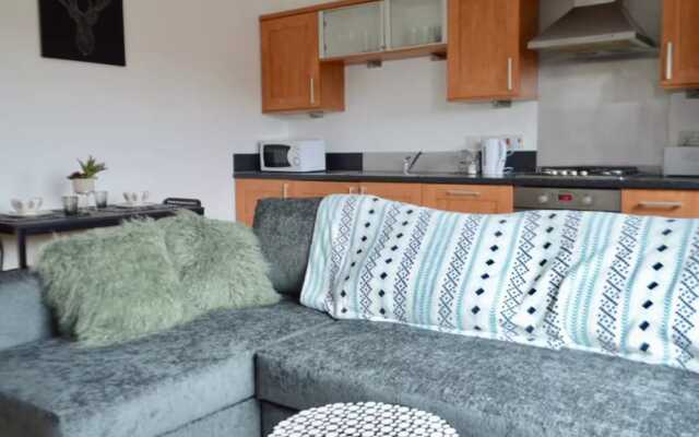 1 Bedroom Apartment In Leith