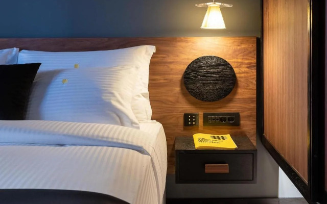 3 Pines Design Living