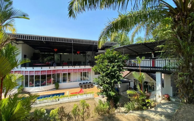 Villa Nap Dau 8 Bedrooms