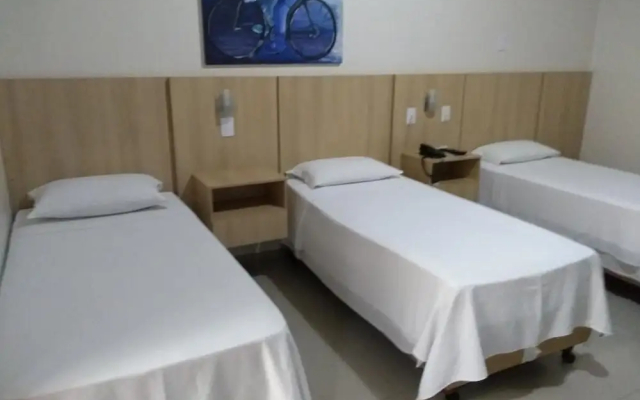 Victoria Plaza Hotel