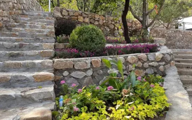 Manshan Shishe Homestay