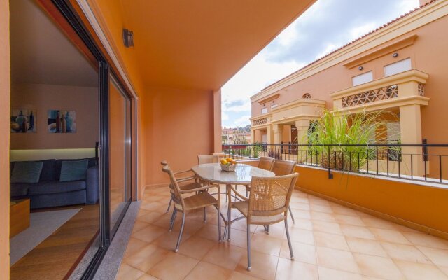 B27 - Luz Bay 2 Bedroom Apartment