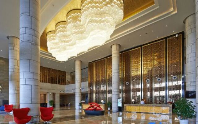 Royal Hotel (Chongqing Liangjiang)