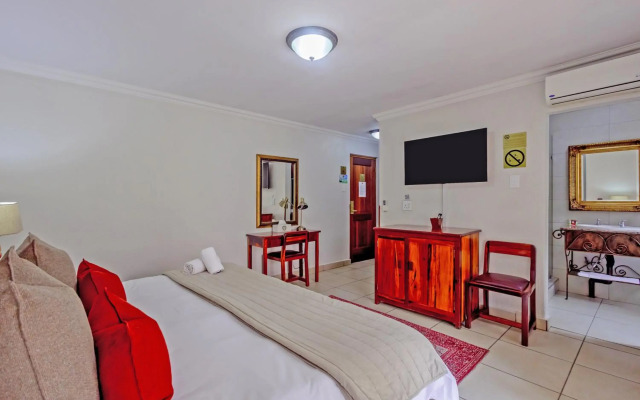 Afrique Boutique Hotel O.R. Tambo