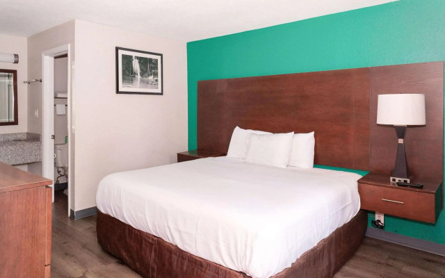 Rodeway Inn