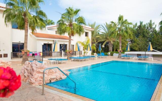 Loutsiana II Deluxe Apartments