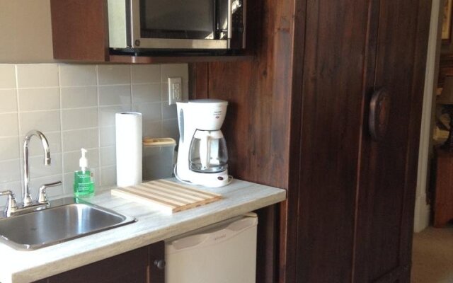 Arbour Garden Bed & Breakfast