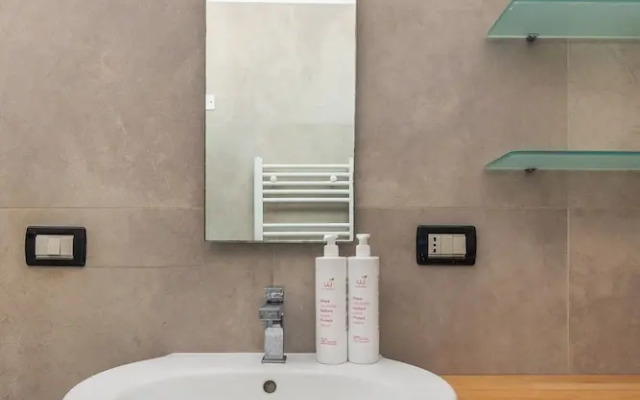 Studio Malcontenti con terrazzo