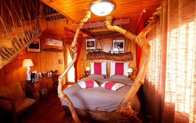 InYue Holiday Hotel
