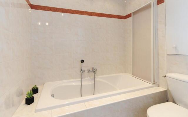 Le Savoy Palace - Five Stars Holiday House