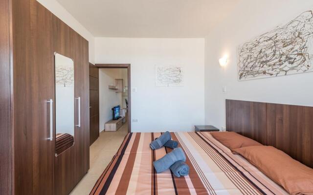 Seashells 2 Bedroom Apartment by Getaways Malta