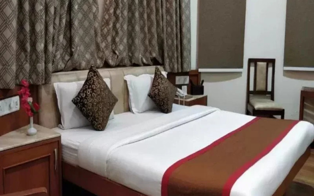 Hotel Apna Avenue