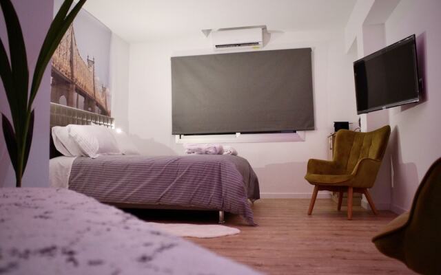Purple Orange Luxury Suites