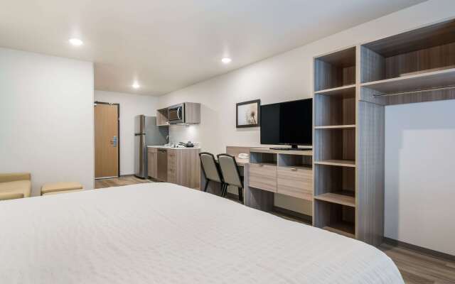 WoodSpring Suites Portland Vancouver