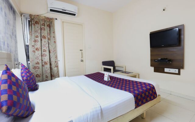 OYO 9512 Hotel Tulsi