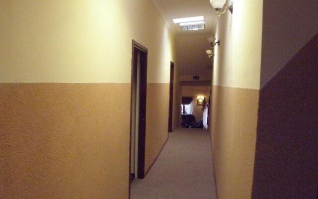 Motel Tower