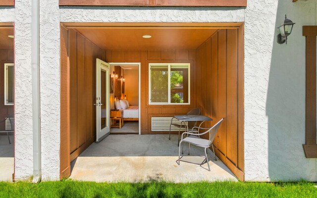 Snowstorm Studio on Icicle Village