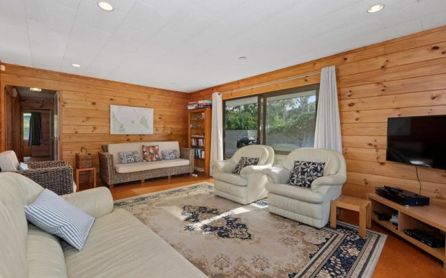 Karaka Bach - Mangawhai Heads Holiday Home