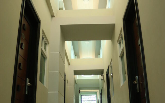 KLM Condotel