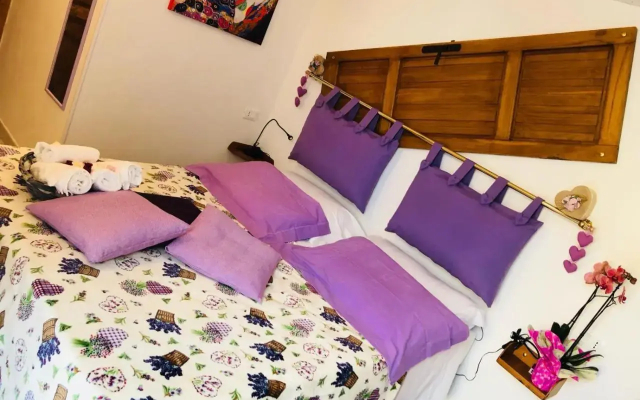 La Casetta Di Giucci Bed And Breakfast — 因佩里亚