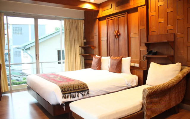 Lamphu Tree House Boutique Hotel