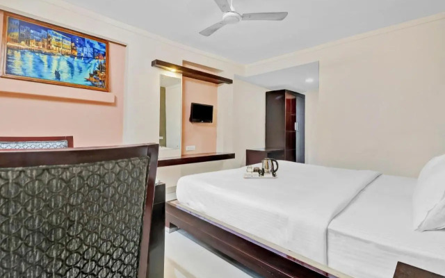 OYO Townhouse 80108 Aec Residency