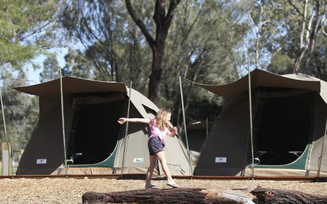 Billabong Camp, Taronga Western Plains Zoo