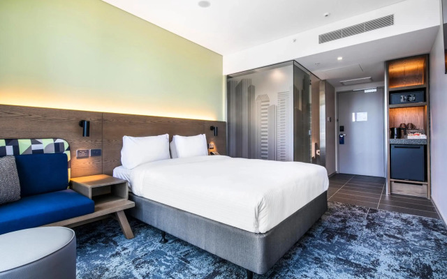 Holiday Inn Express Melbourne Little Collins by IHG