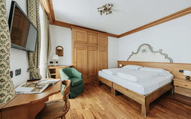 Franceschi Park Hotel