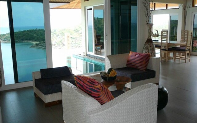 5 Bedroom Seaview Villa Tongson Bay