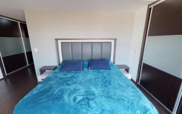 Comfortable and Trendy Apartment 2C