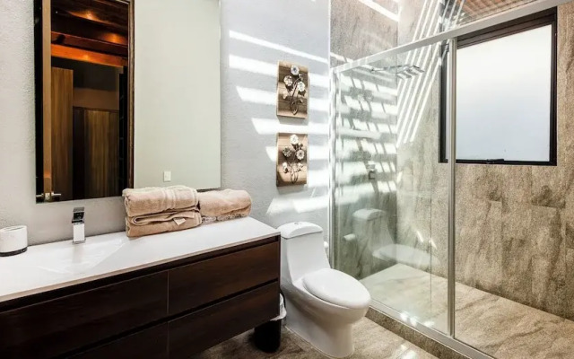 Pedacito de Lago - Lakeview Home