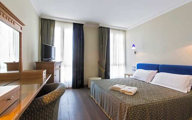 Grand Hotel