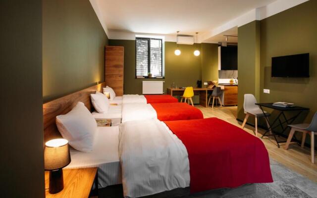 Urban Apartments 116