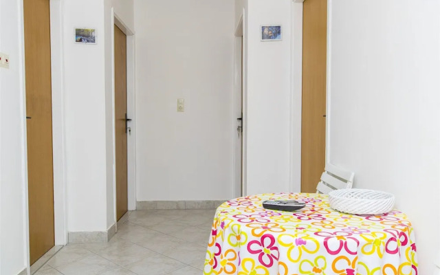 Apartment Tina Porat