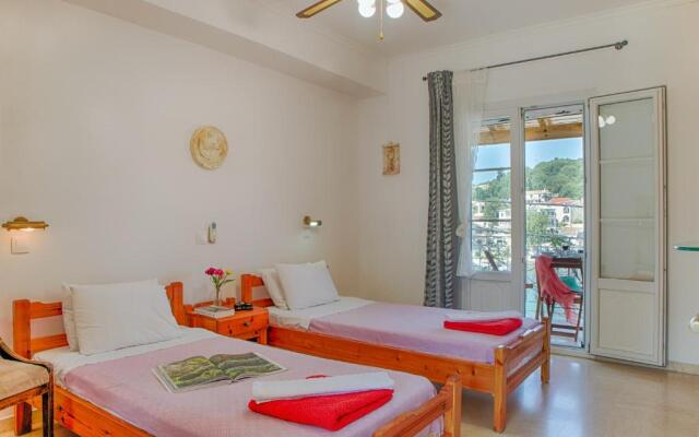 MANESSIS Apartments Kassiopi Bay Corfu
