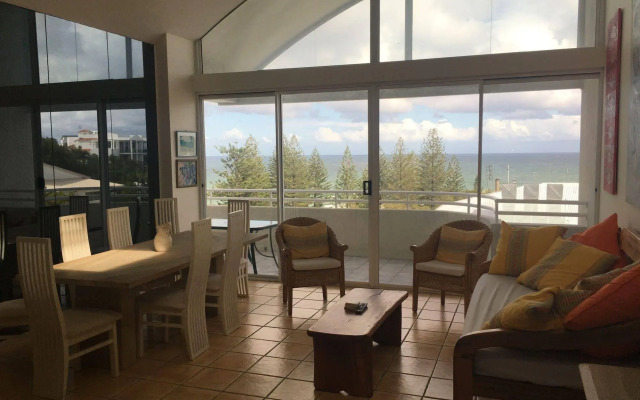 Andari Holiday Apartments
