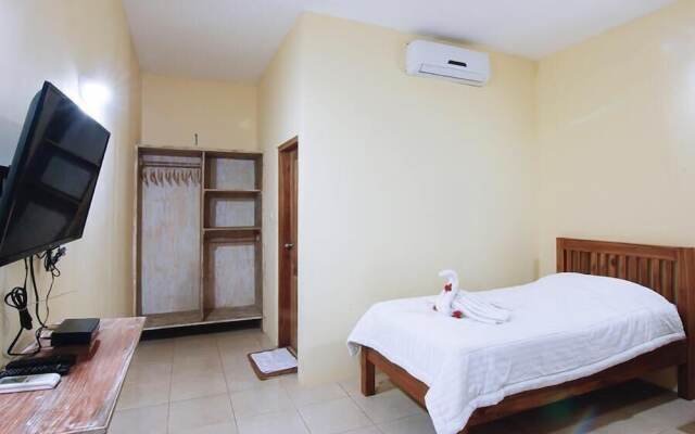 Sama - Sama Bungalow