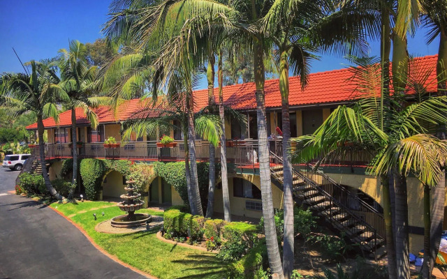 Garden Inn & Suites