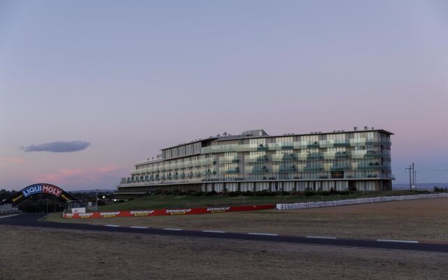 Rydges Mount Panorama Bathurst